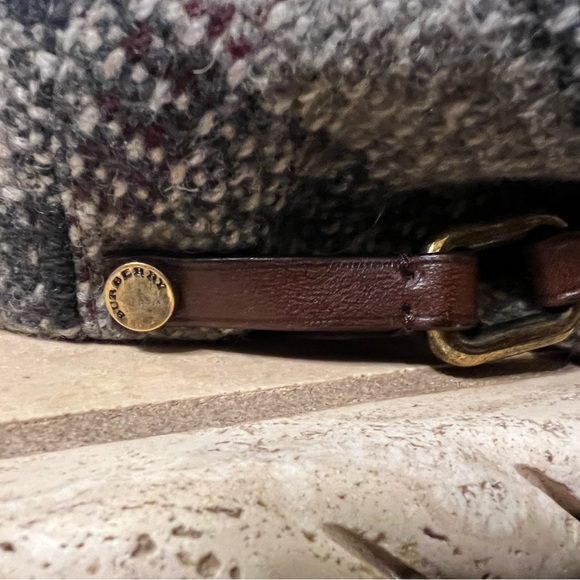 Burberry 100% wool check cap - Picture 3 of 5